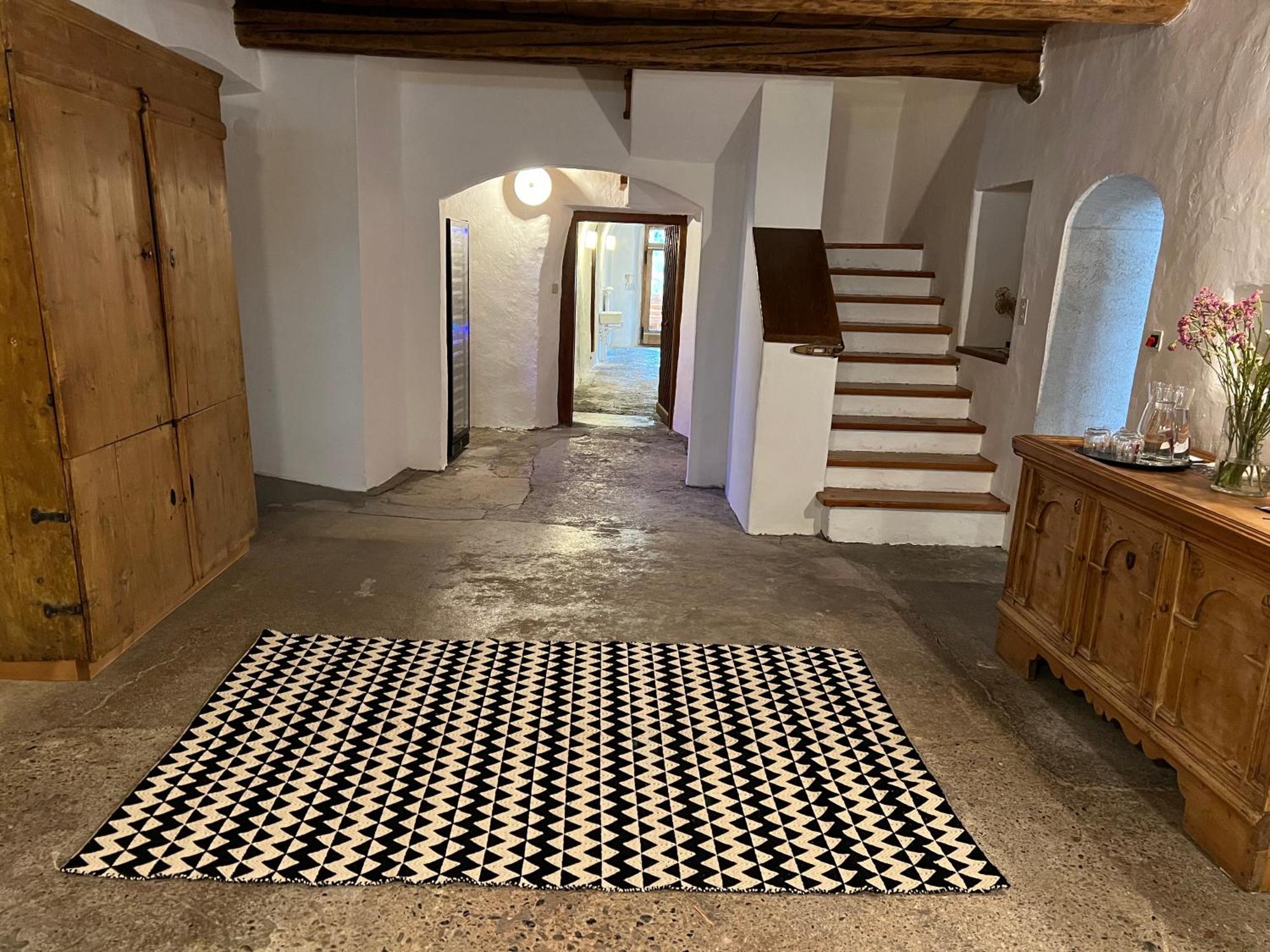 Hotel Chasa Chalavaina Müstair المظهر الخارجي الصورة