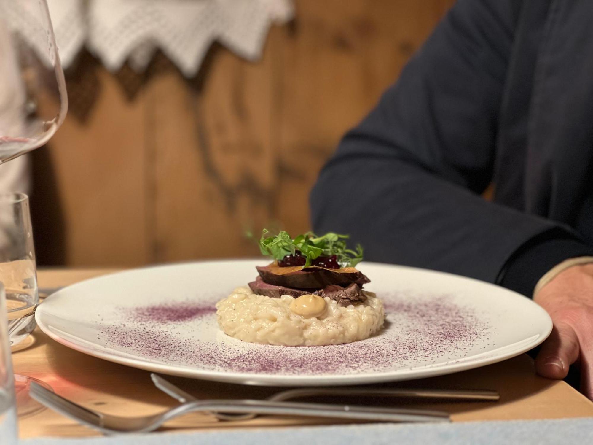 Hotel Chasa Chalavaina Müstair المظهر الخارجي الصورة