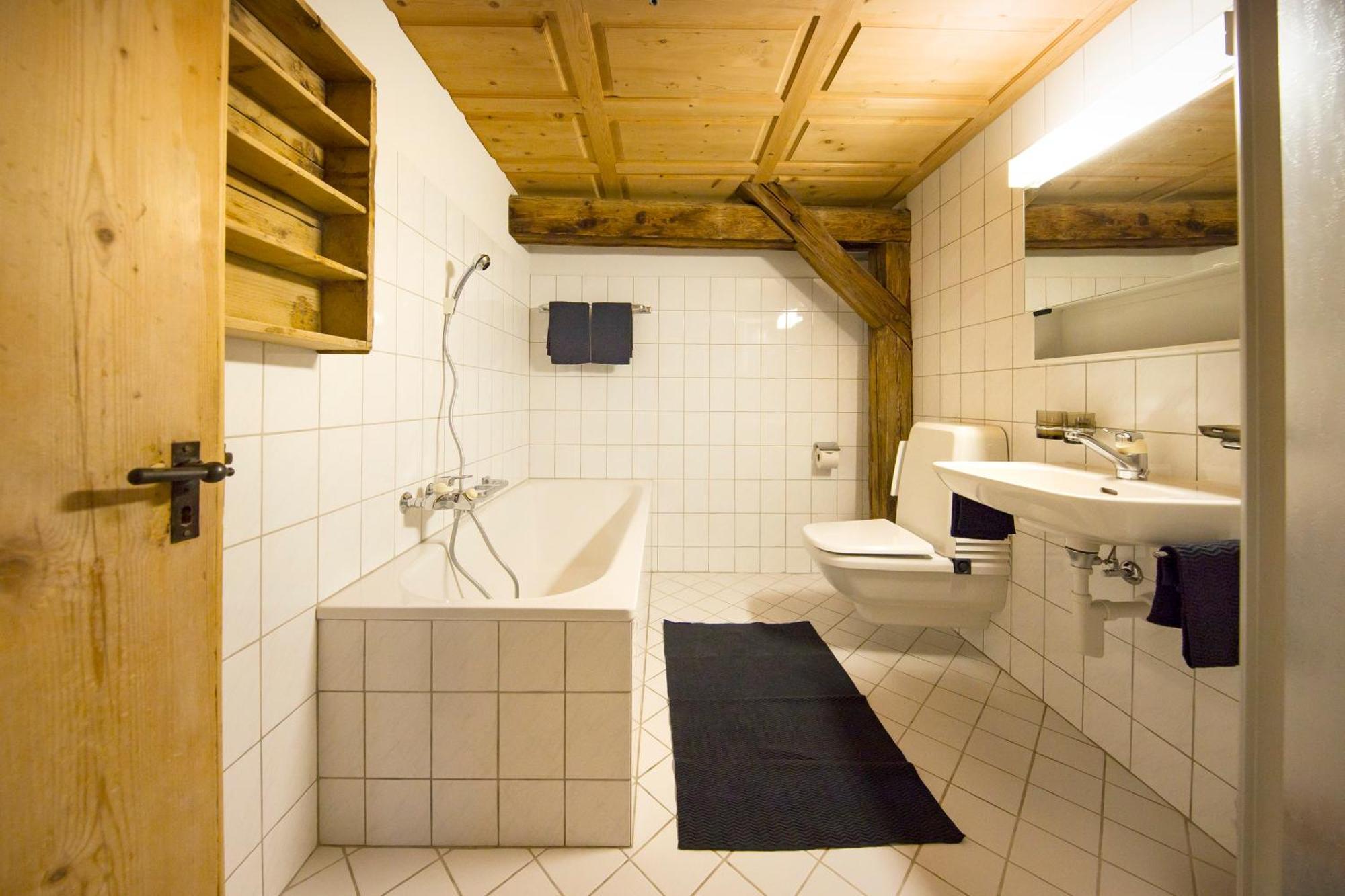 Hotel Chasa Chalavaina Müstair الغرفة الصورة